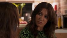 S39 E122: Home and Away