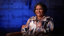 S33 E7: Ursula Yovich - Swings And Roundabouts