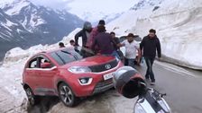 S5 E8: Caught on Dashcam