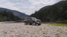 S1 E1: Land Rover Defender