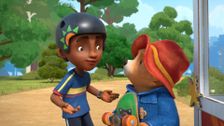 S3 E18: Paddington and the Skateboarder