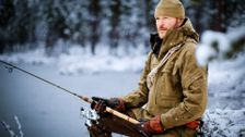 S9 E4: The Snow Arrives