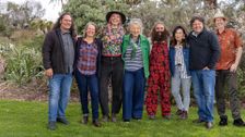 S37 E8: Autumn: Seasonal Colour & Tropical Treasures