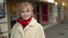 S17 E3: Essie Davis