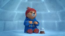 S3 E34: Paddington Needs a Hero