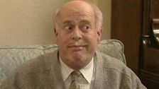 S5 E2: The Mayor's Fancy Dress Ball
