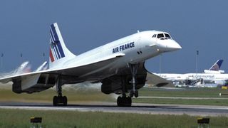 Inside The Cockpit: The Concorde Crash