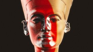 Nefertiti: The Raiders of the Lost Tomb
