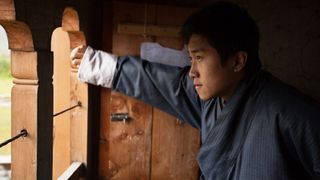 Lunana: A Yak in the Classroom