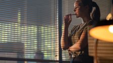 S1 E3: A Done Crook