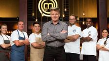 S10 E17: Immunity Challenge: Jo Barrett, Gavin Hughes, John Rivera