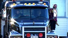 S4 E7: Outback Truckers