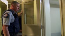 S24 E17: Police Ten 7