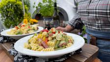 S10 E9: Serving Up Pasta