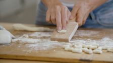 S1 E1: Home Made Pasta