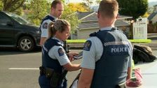 S24 E25: Police Ten 7
