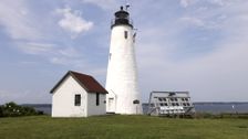 S3 E4: Island Lighthouse Renovation