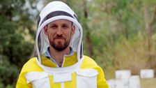 S1 E1: The Great Australian Bee Challenge