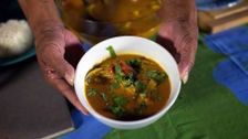 S3 E4: Crumbed Barra Fillets with Salad, Steamed Barra with Ginger and Soy, Curry Barra Soup