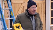 S3 E7: Clam Shack Chic