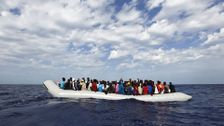 S2015 E29: Italy's Human Tide