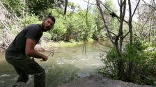 S1 E9: Fishing Kit & Smoker