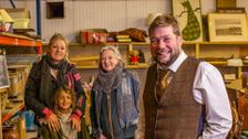 S1 E9: Fife Clutter