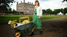 S45 E6: Wollaton Hall 2