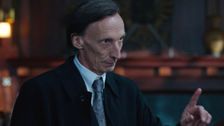 S7 E1: Meet the New Boss