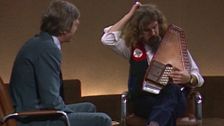 S3 E7: Eddie Charlton, Billy Connolly, June Salter