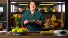 S2 E3: Paula McIntyre's Hamely Kitchen