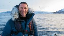 S5 E1: Braving the Bait Balls