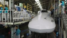World's Most Punctual Train - Japan's Shinkansen
